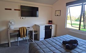 Tidewater Motel&Tourist Park